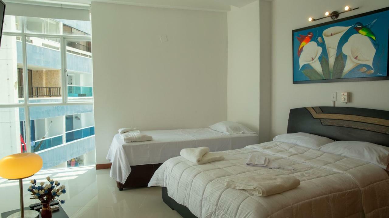 Poseidon Lake Apartments Cartagena Exterior photo